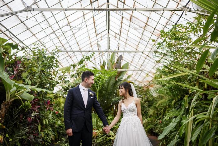 Melbourne Celebrant Meriki Comito | Royal Botanical Gardens Wedding | Photo: Jesse Hisco